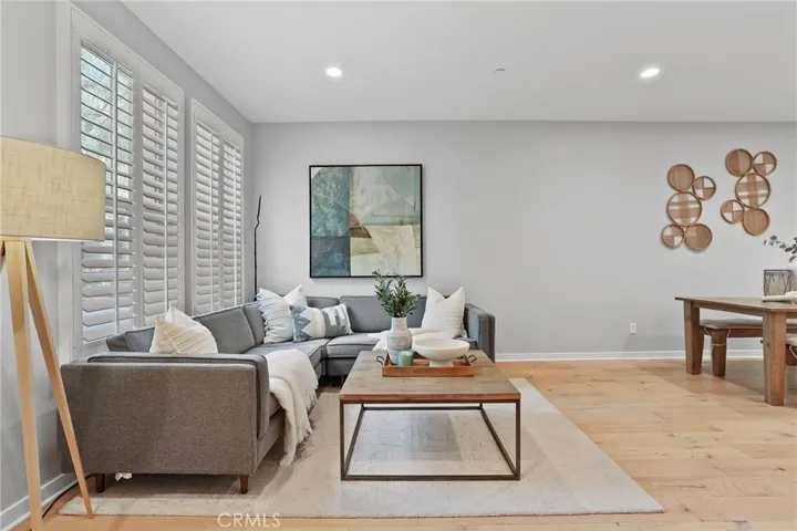 39 Savannah, Lake Forest, California 92630