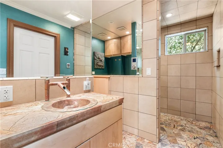 1820 Westlake Drive, Kelseyville, California 95451