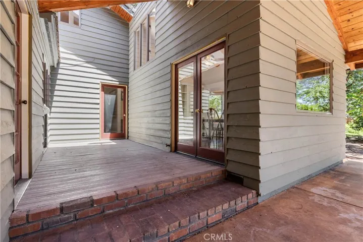 Side entrance to guest suite and dinning room