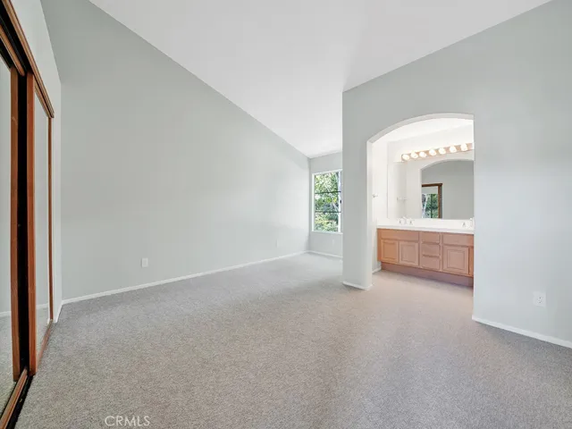 Primary suite