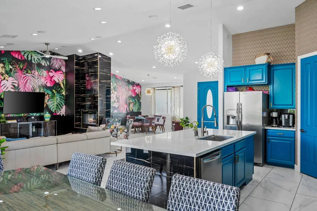 2932 N Sunrise Way, Palm Springs, California 92262 home-pic-28