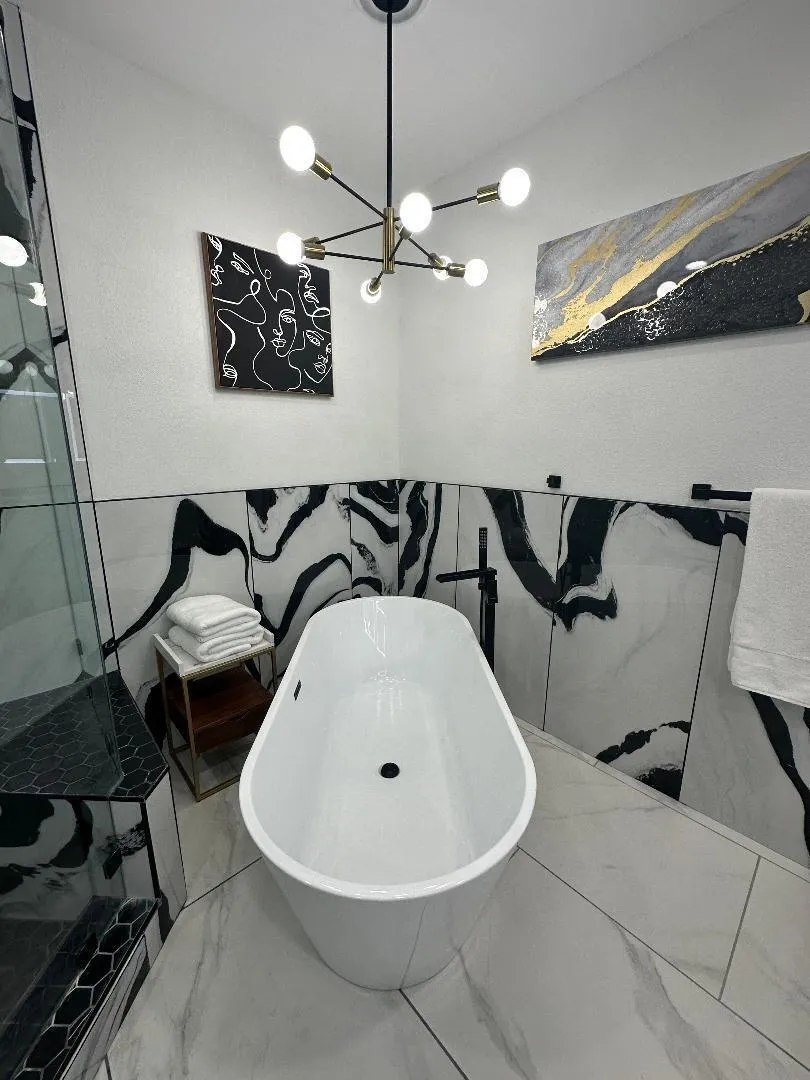 2932 N Sunrise Way, Palm Springs, California 92262 home-pic-46