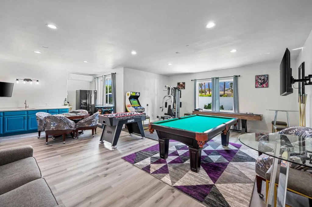 2932 N Sunrise Way, Palm Springs, California 92262 home-pic-35