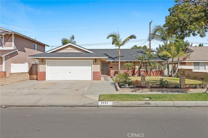 9351 Cape Cod Drive, Huntington Beach, California 92646