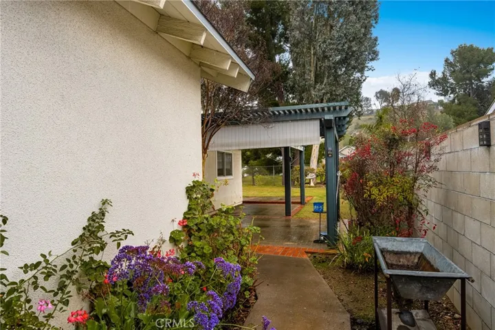 6062 Kingsbriar Drive, Yorba Linda, California 92886