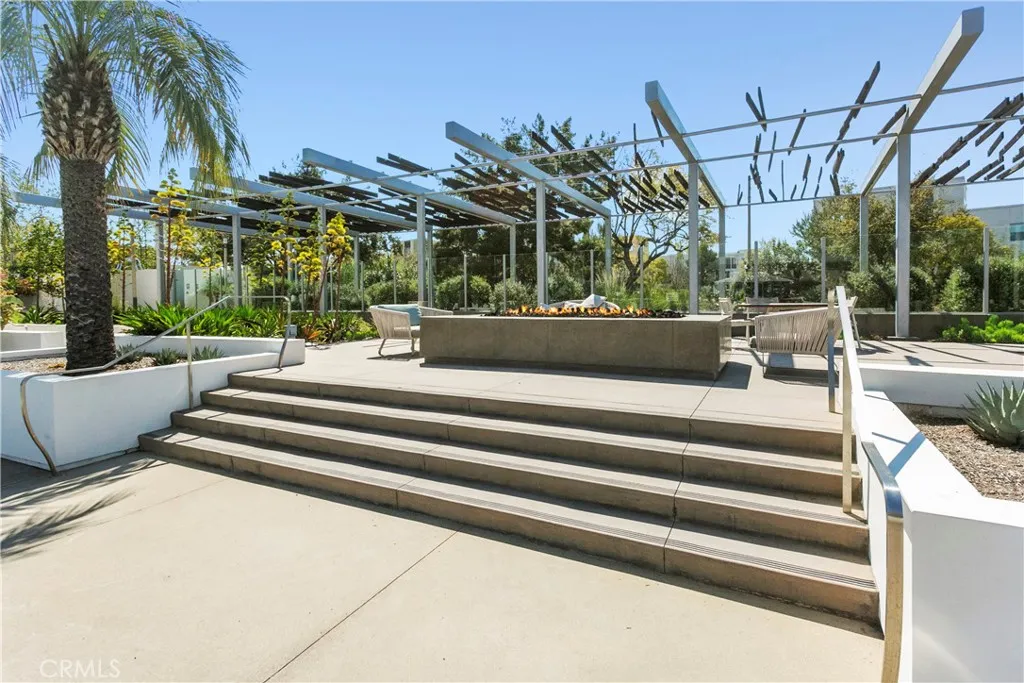 112 Interval, Irvine, California 92618 home-pic-17