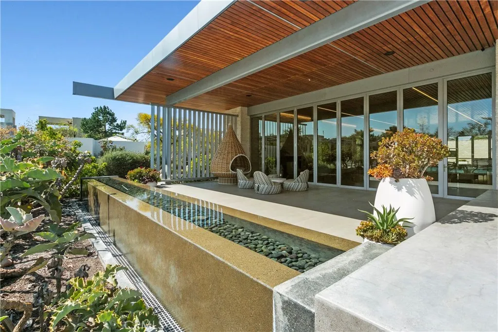 112 Interval, Irvine, California 92618 home-pic-19