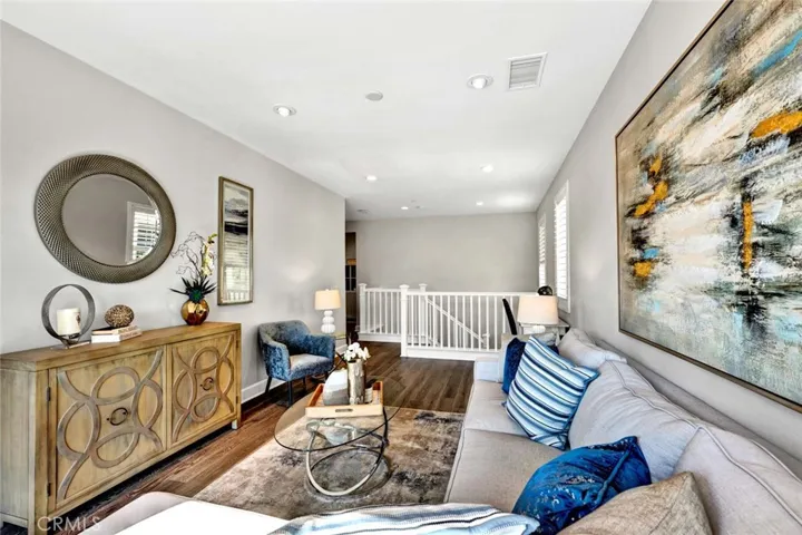 2009 Picasso, Santa Ana, California 92704