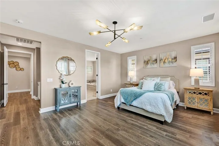 2009 Picasso, Santa Ana, California 92704