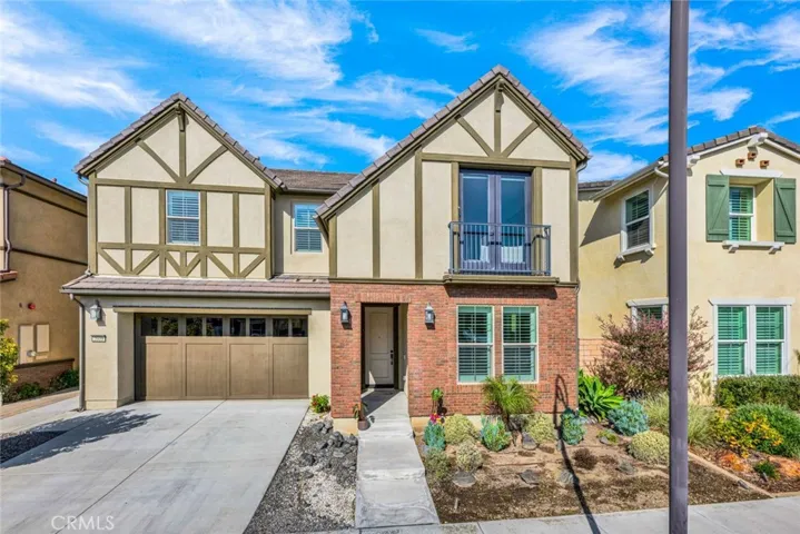 2009 Picasso, Santa Ana, California 92704