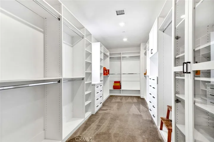 2009 Picasso, Santa Ana, California 92704