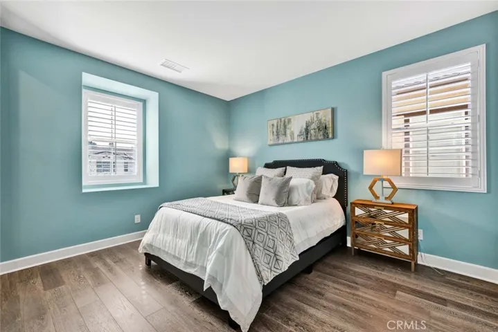 2009 Picasso, Santa Ana, California 92704
