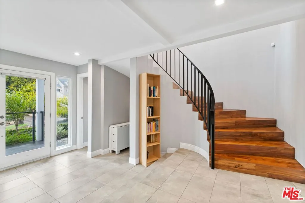 436 Levering Avenue, Los Angeles, California 90024 home-pic-55