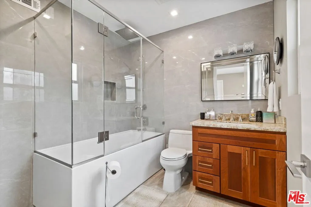 436 Levering Avenue, Los Angeles, California 90024 home-pic-46
