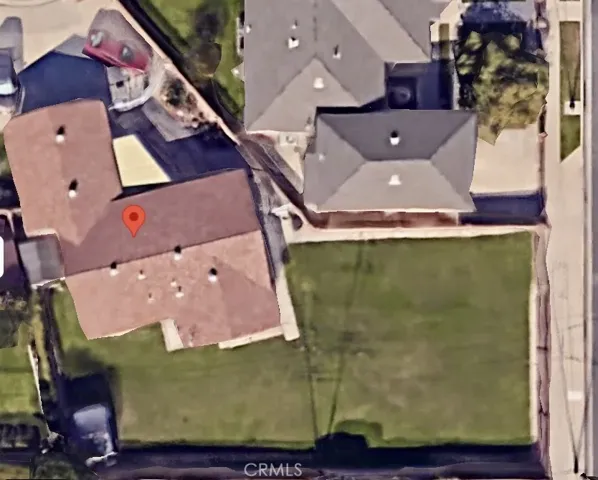 Lot over 8000 sqft