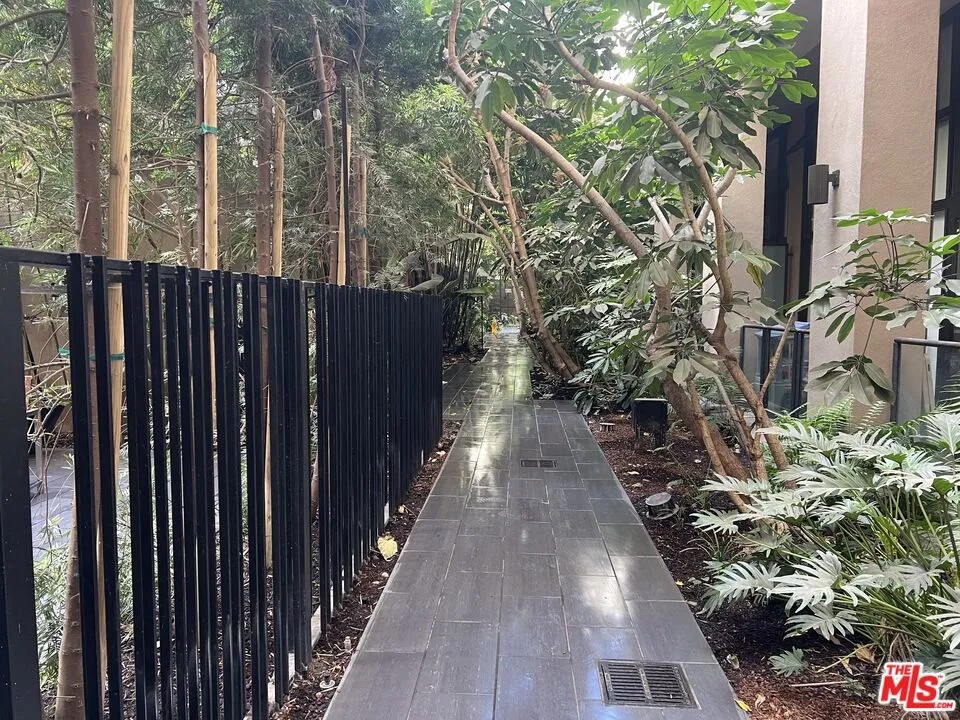 460 S Spring Street 1208, Los Angeles, California 90013 home-pic-13