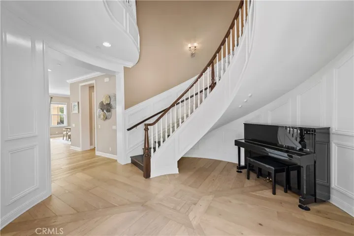 Foyer with two story ceilings.
