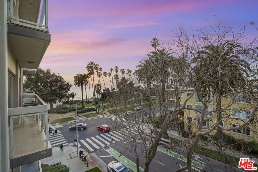 801 Ocean Avenue 405, Santa Monica, California 90403 home-pic-53