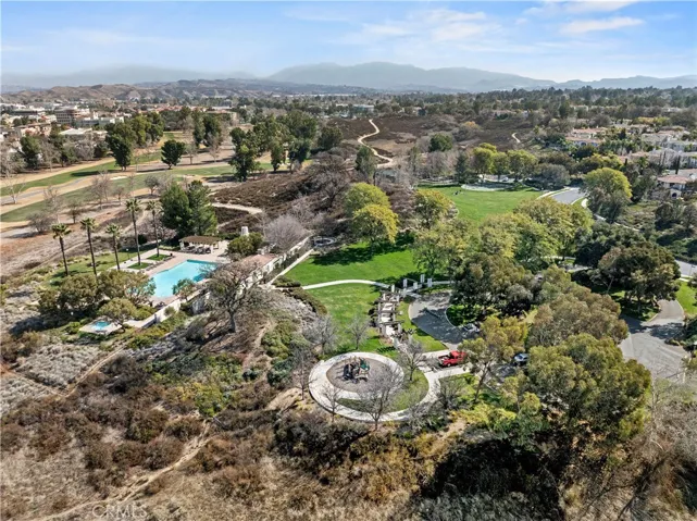 26913 Pinehurst Drive 18, Valencia, California 91355