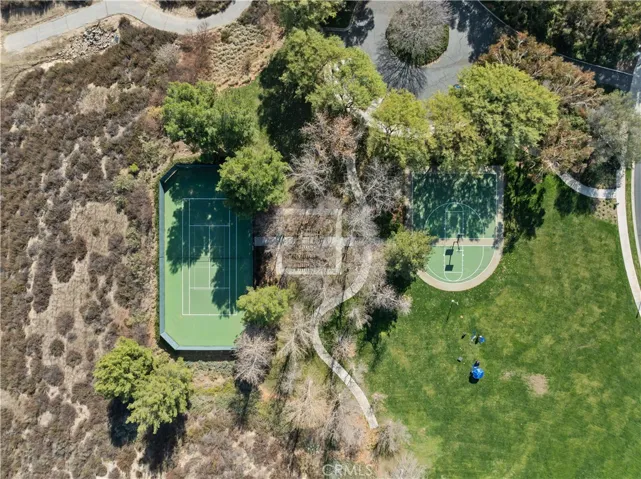 26913 Pinehurst Drive 18, Valencia, California 91355