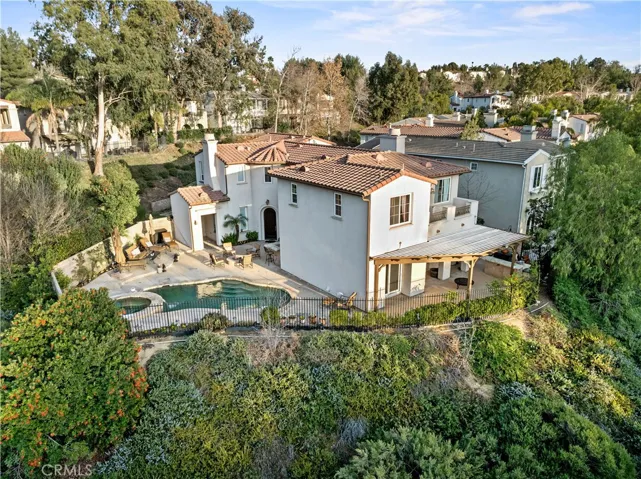 26913 Pinehurst Drive 18, Valencia, California 91355