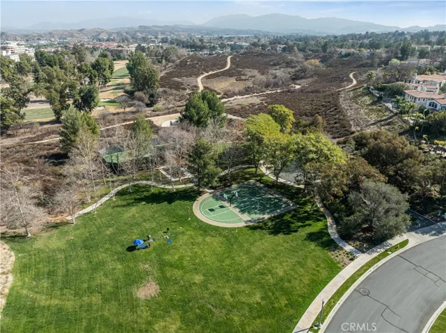 26913 Pinehurst Drive 18, Valencia, California 91355