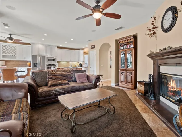 26913 Pinehurst Drive 18, Valencia, California 91355