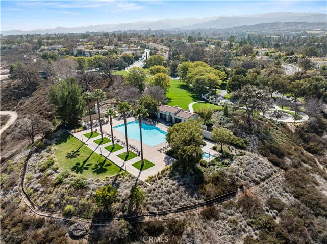 26913 Pinehurst Drive 18, Valencia, California 91355