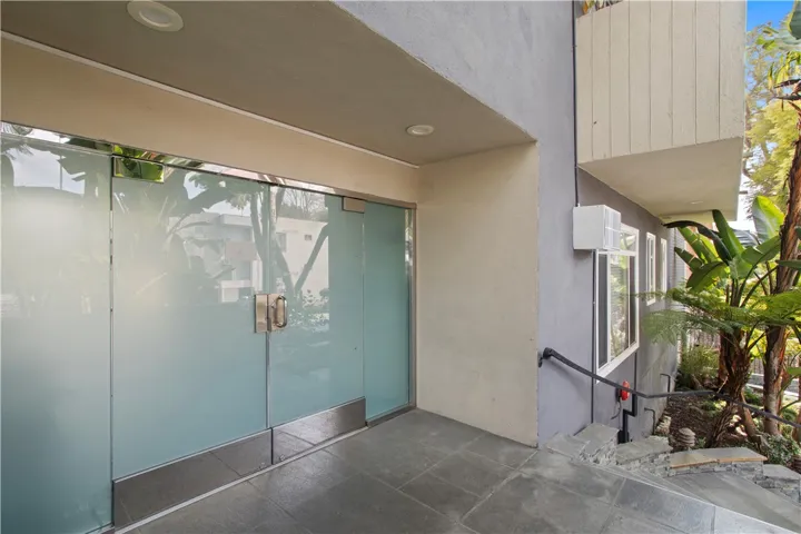 1226 N Fuller Avenue, West Hollywood, California 90046