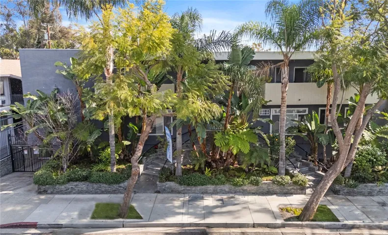 1226 N Fuller Avenue, West Hollywood, California 90046