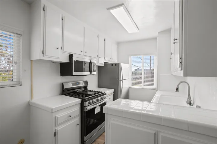1226 N Fuller Avenue, West Hollywood, California 90046