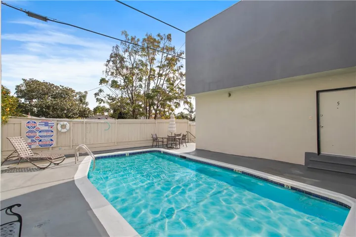 1226 N Fuller Avenue, West Hollywood, California 90046