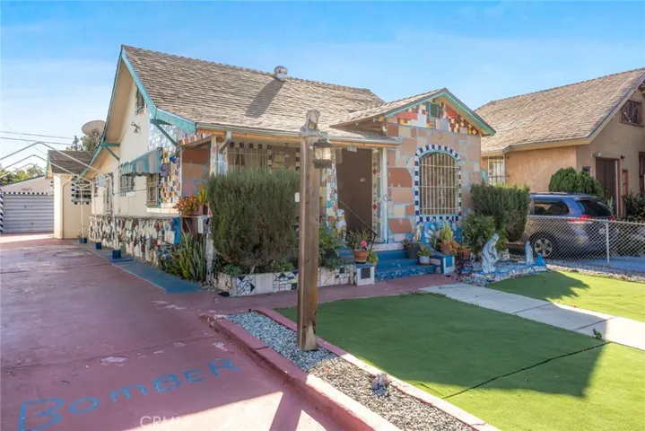 1606 E 52nd Street, Los Angeles, California 90011