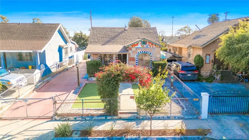 1606 E 52nd Street, Los Angeles, California 90011