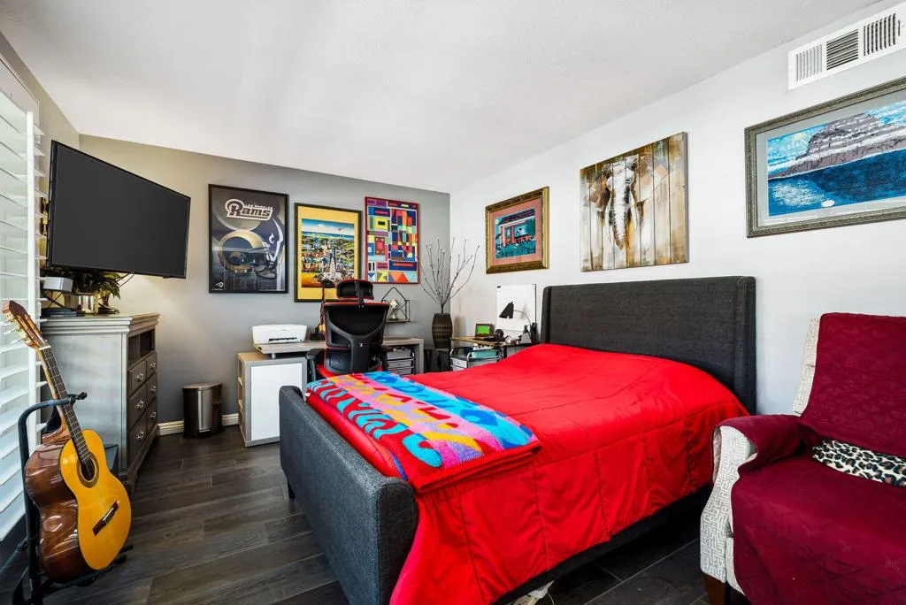 412 Rio Vista Drive, Palm Springs, California 92262 home-pic-24