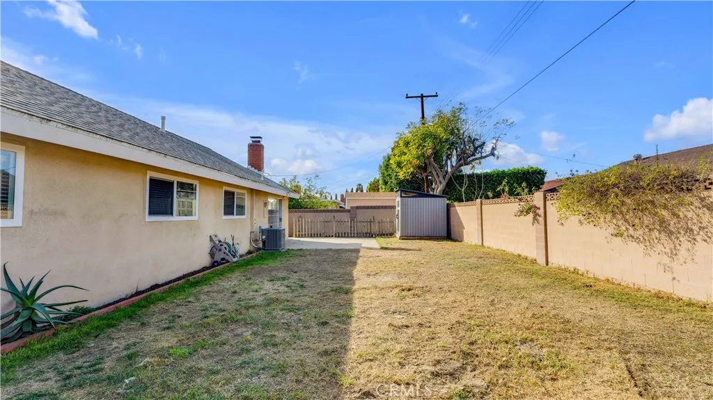 121 W Greenway Avenue, Orange, California 92865 home-pic-30