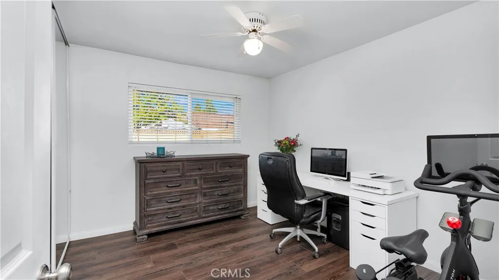 121 W Greenway Avenue, Orange, California 92865 home-pic-17