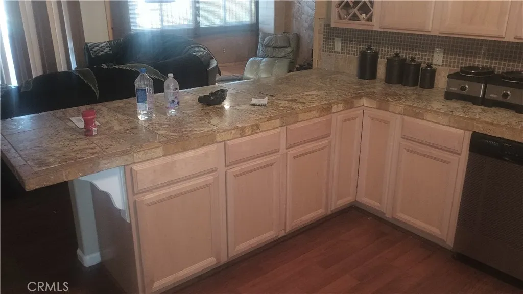 2247 Casa Loma Street, Needles, California 92363 home-pic-5