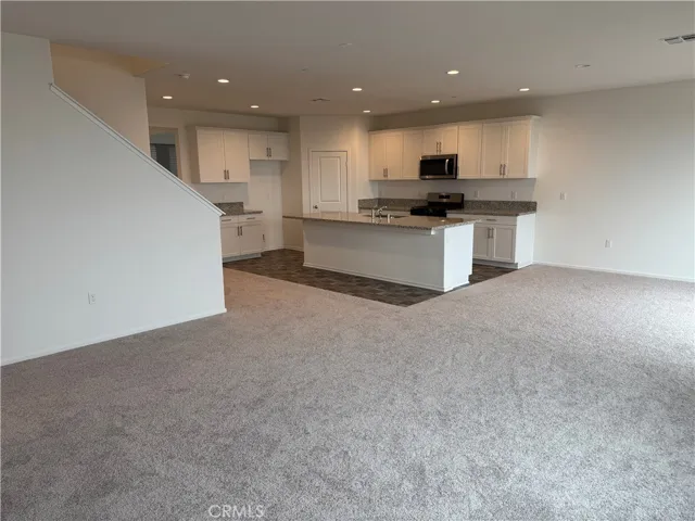 4184 Myrtle Street, Lake Elsinore, California 92530