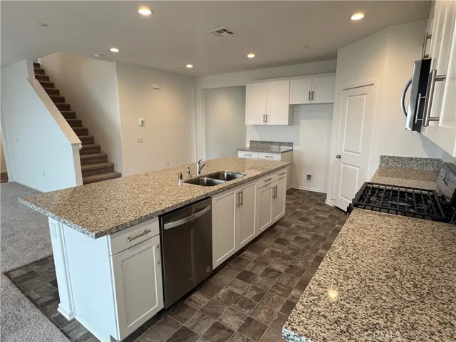 4184 Myrtle Street, Lake Elsinore, California 92530