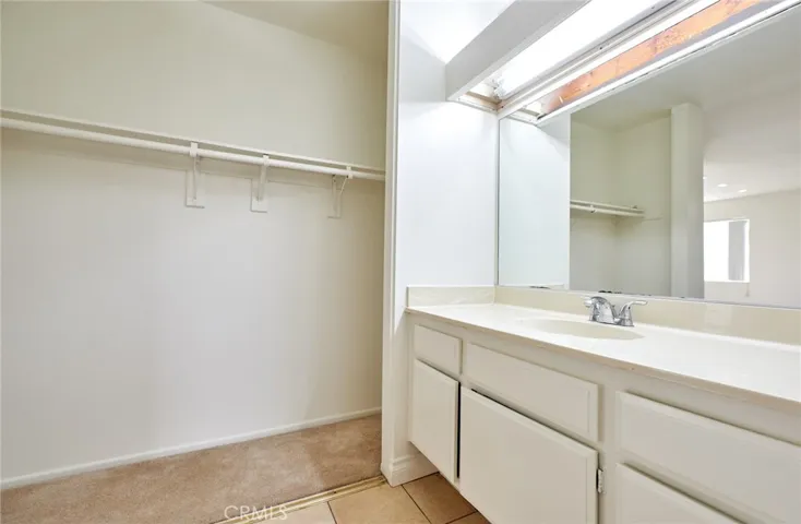 Master sink & closet #1