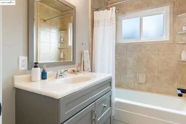 1516 Grizzly Peak Blvd, Berkeley, California 94708