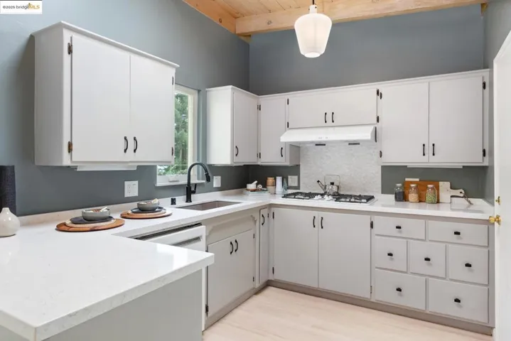 1516 Grizzly Peak Blvd, Berkeley, California 94708