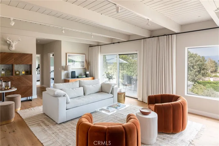 15025 Del Gado Drive, Sherman Oaks, California 91403