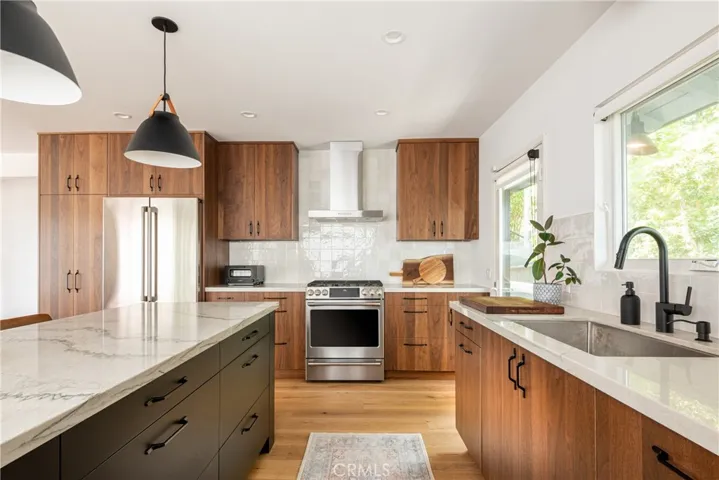 15025 Del Gado Drive, Sherman Oaks, California 91403