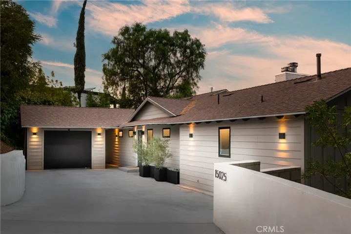 15025 Del Gado Drive, Sherman Oaks, California 91403