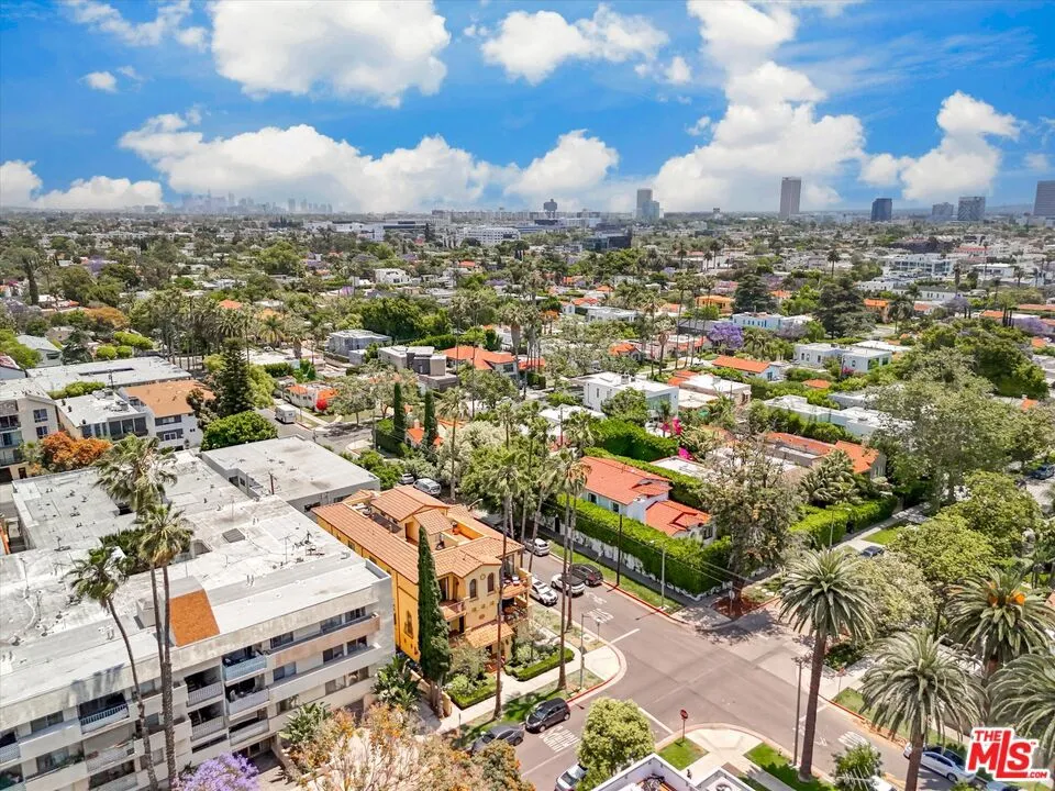 500 N Orlando Avenue 102, West Hollywood, California 90048 home-pic-72