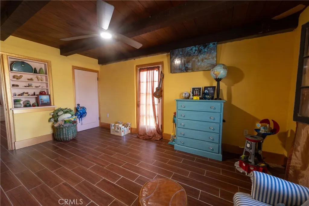 22236 Rosary Avenue, Nuevo, California 92567 home-pic-26