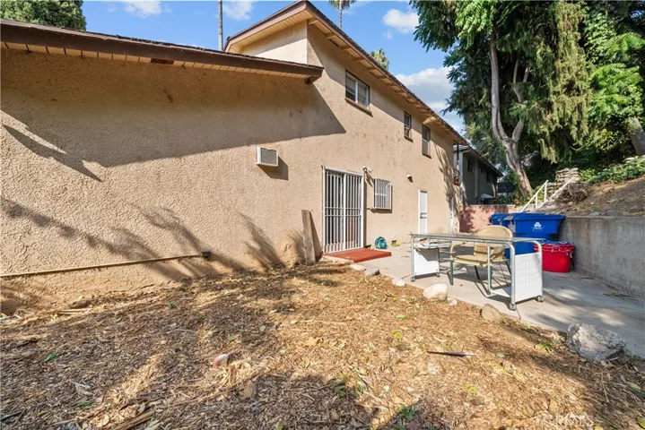 1874 Chickasaw Avenue, Los Angeles, California 90041