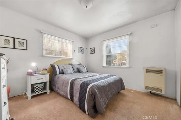 BOTTOM UNIT BEDROOM 1